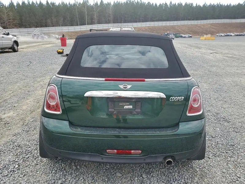 2014 MINI COOPER   