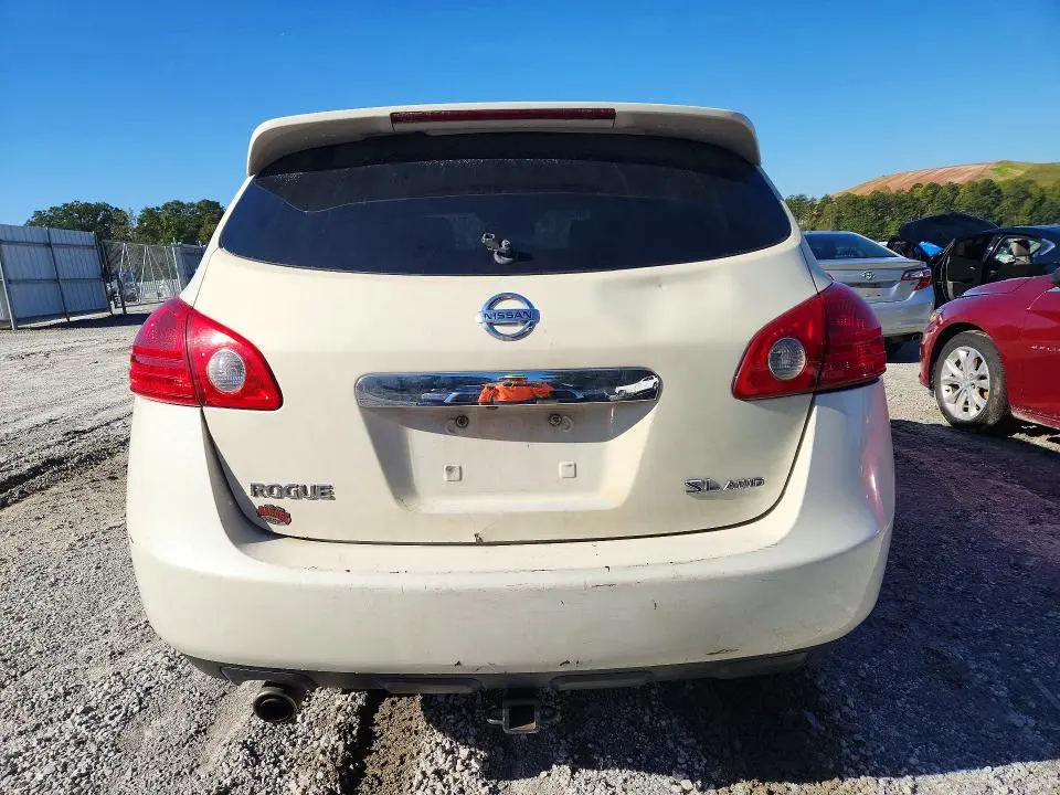 2012 NISSAN ROGUE S  
