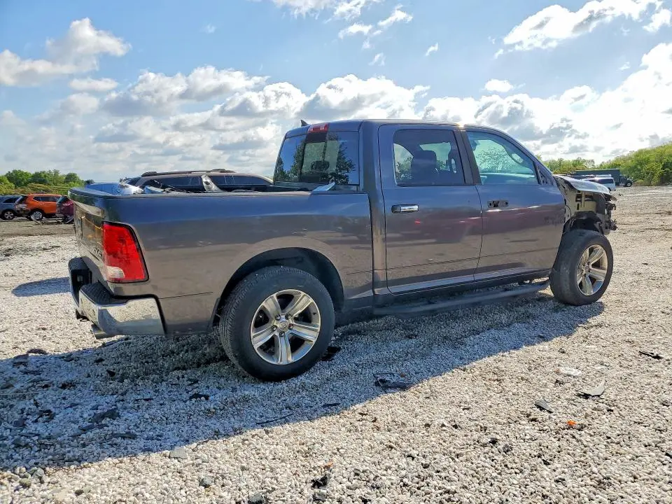 2014 RAM 1500 SLT  