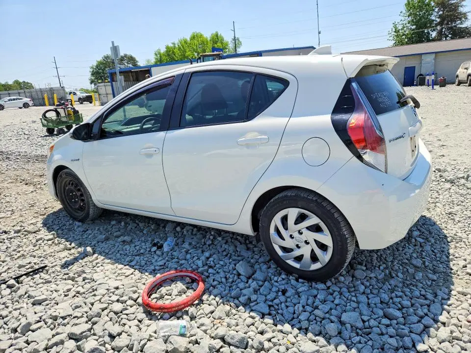 2015 TOYOTA PRIUS C TWO  