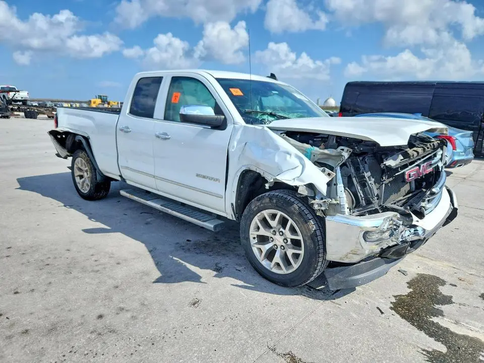 2016 GMC SIERRA C1500 SLT  