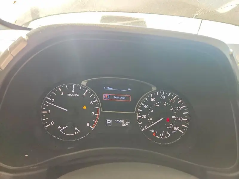 2014 NISSAN PATHFINDER SV  