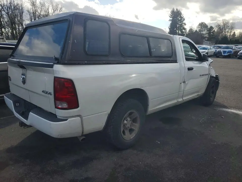 2012 DODGE RAM 1500 ST  