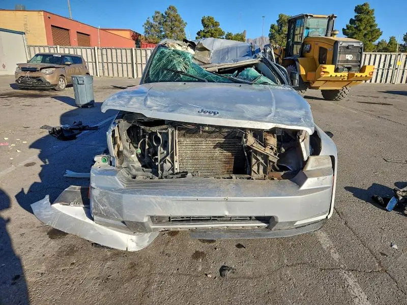2011 JEEP LIBERTY SPORT  