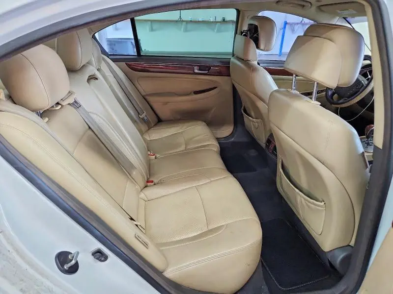 2013 HYUNDAI GENESIS 3.8L  