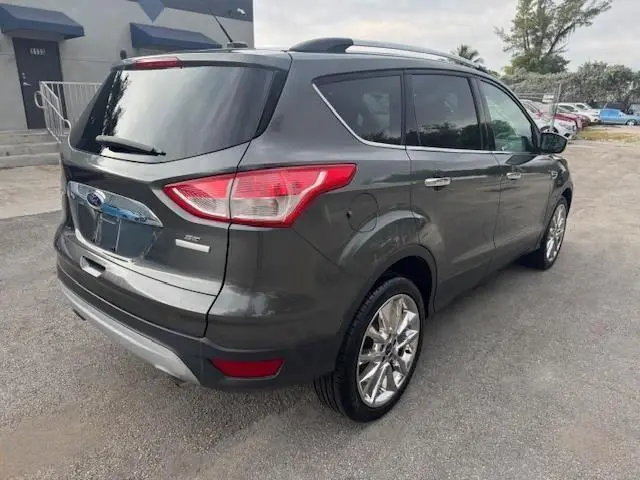 2016 FORD ESCAPE SE