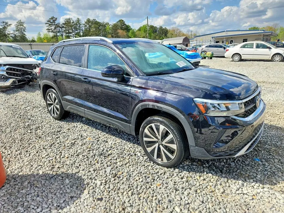 2022 VOLKSWAGEN TAOS SE  