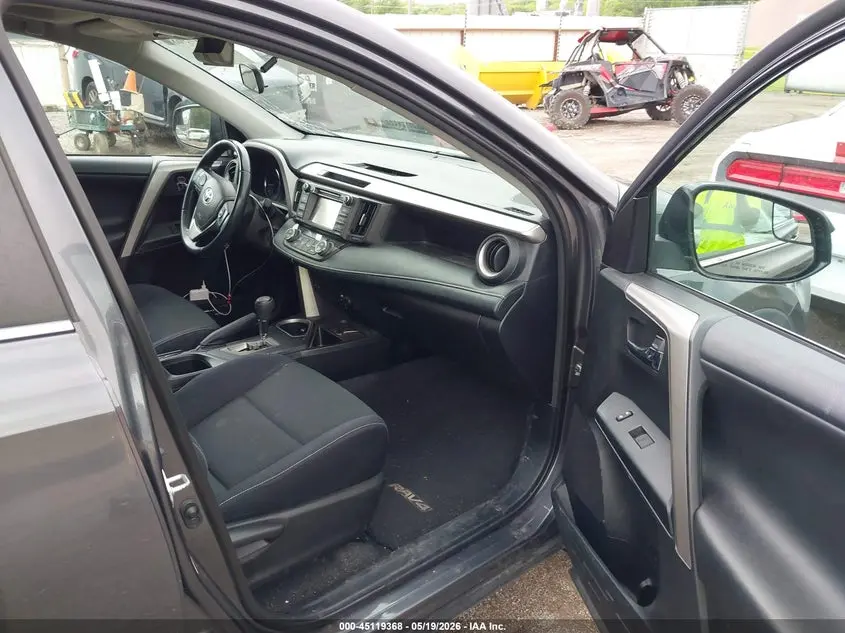 2016 TOYOTA RAV4 XLE