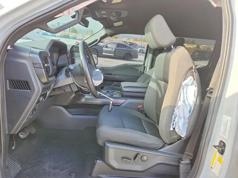 2024 FORD F150 XLT  