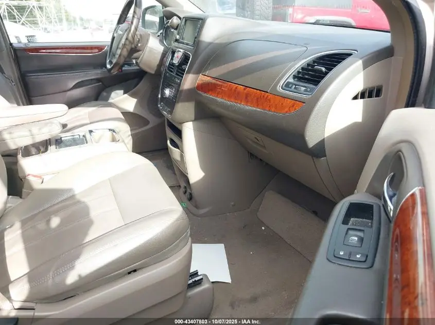 2015 CHRYSLER TOWN & COUNTRY TOURING