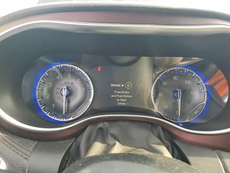 2017 CHRYSLER PACIFICA LIMITED  