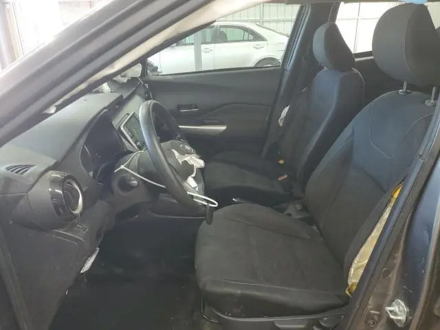 2019 NISSAN KICKS S  