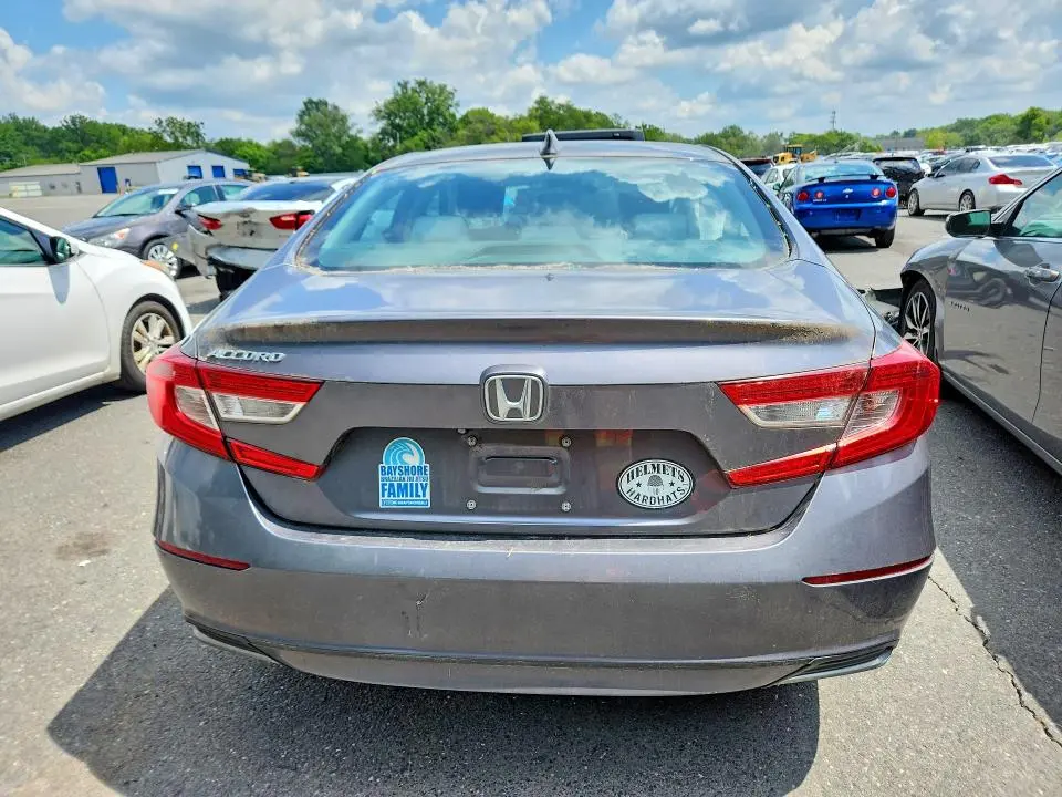 2018 HONDA ACCORD LX  