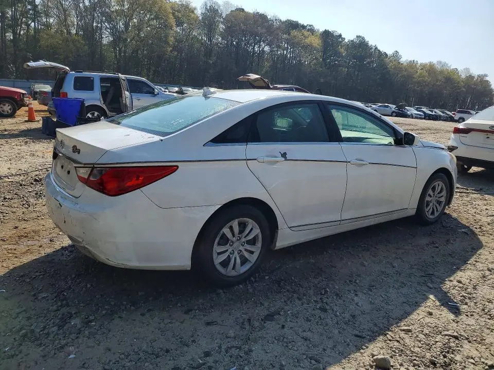 2012 HYUNDAI SONATA GLS  
