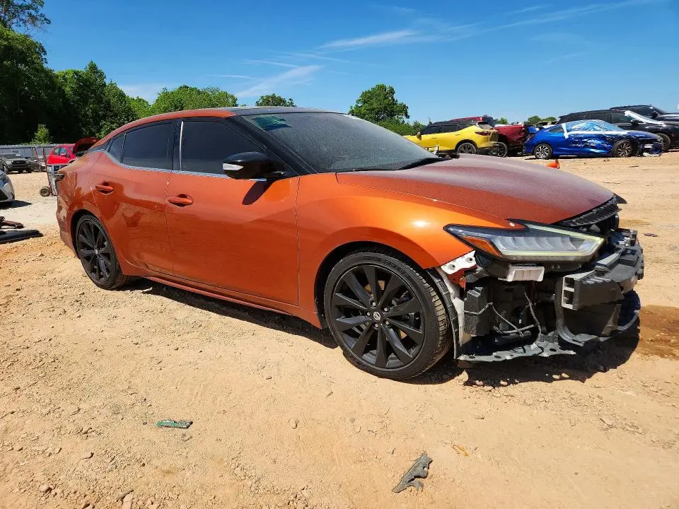 2021 NISSAN MAXIMA SR  