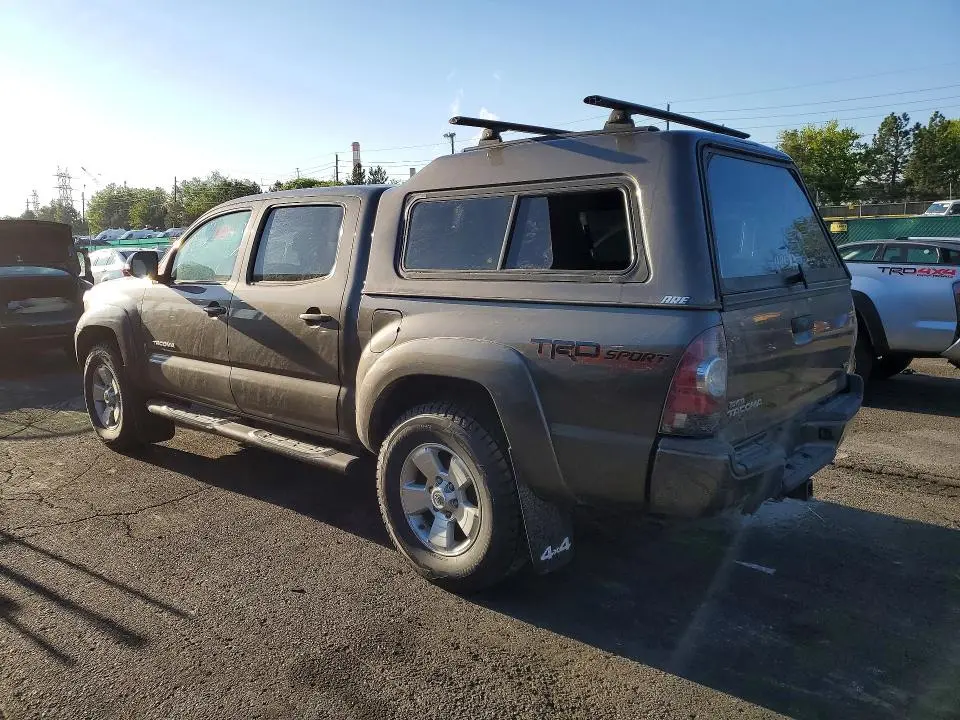 2015 TOYOTA TACOMA V6  
