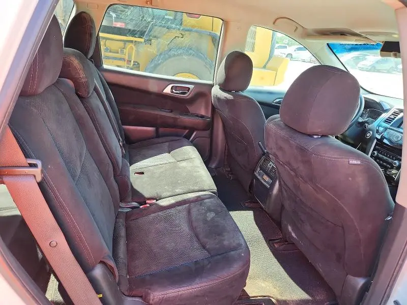 2016 NISSAN PATHFINDER S  