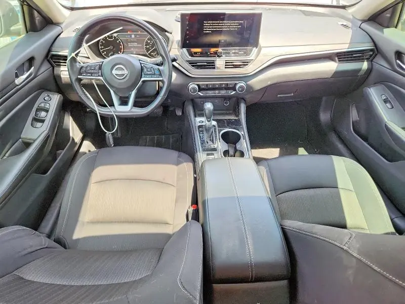 2024 NISSAN ALTIMA SV  
