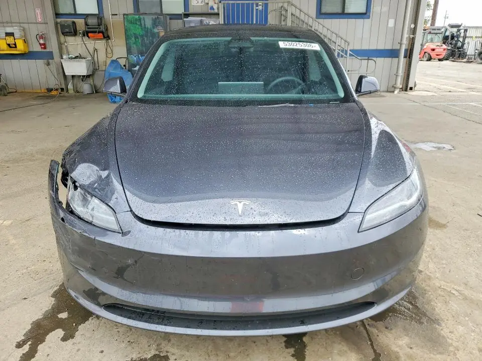 2025 TESLA MODEL 3   