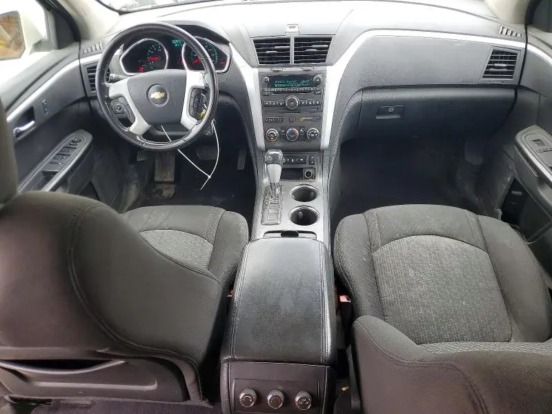 2012 CHEVROLET TRAVERSE LT  