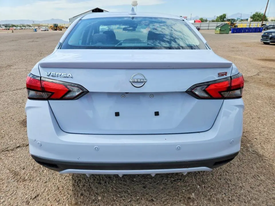 2025 NISSAN VERSA SR  