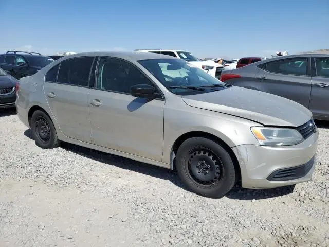 2013 VOLKSWAGEN JETTA BASE  