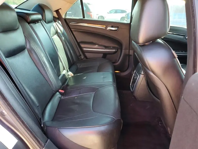2018 CHRYSLER 300 LIMITED  