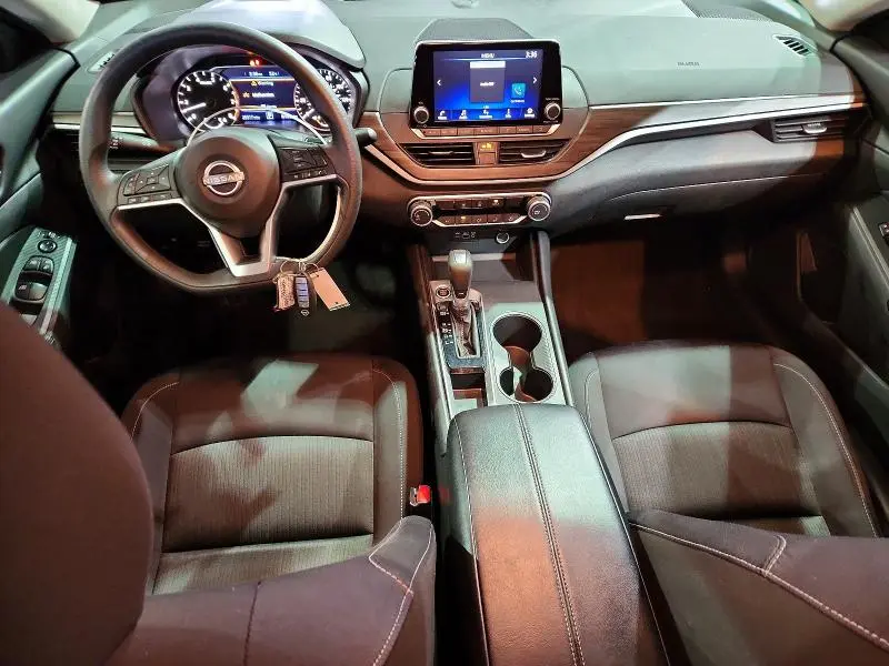 2025 NISSAN ALTIMA SV  