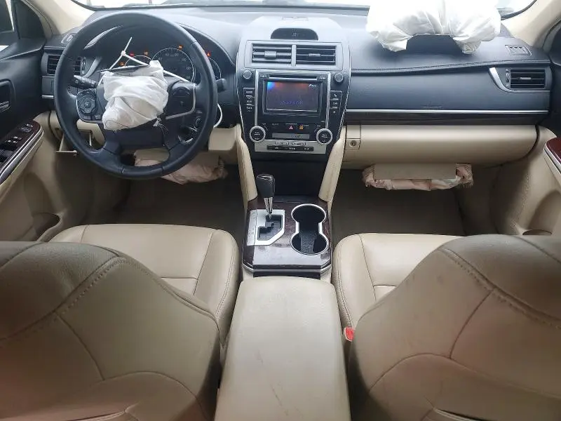 2013 TOYOTA CAMRY XLE  