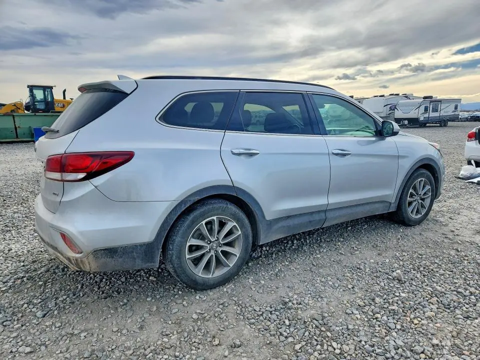 2017 HYUNDAI SANTA FE   