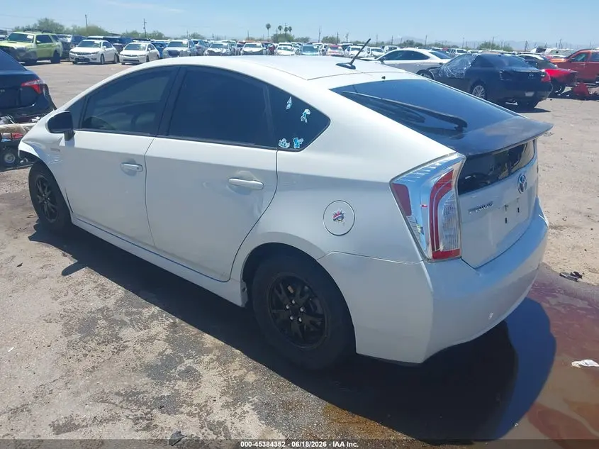 2015 TOYOTA PRIUS THREE