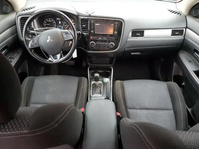 2017 MITSUBISHI OUTLANDER ES  