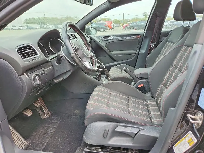 2014 VOLKSWAGEN GTI   