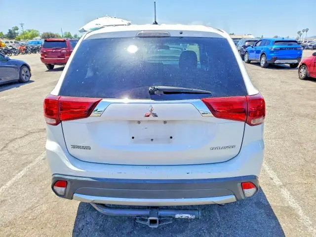 2016 MITSUBISHI OUTLANDER SE  