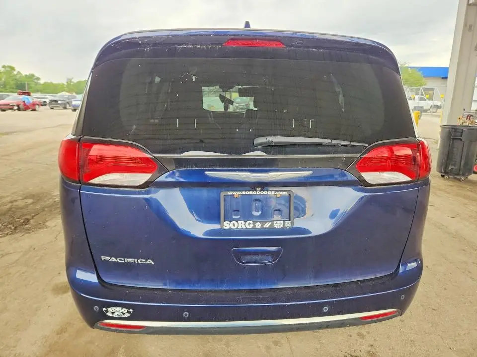2017 CHRYSLER PACIFICA TOURING L PLUS  