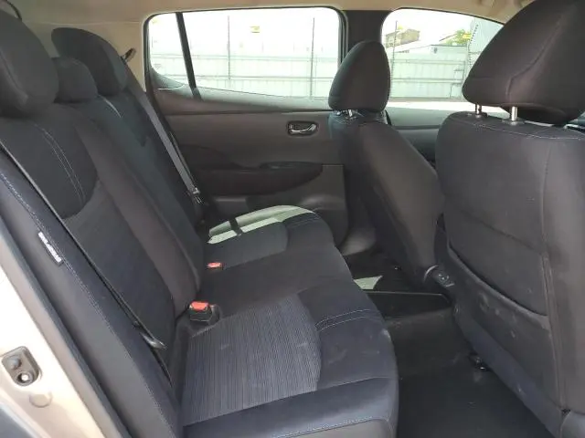 2021 NISSAN LEAF S  