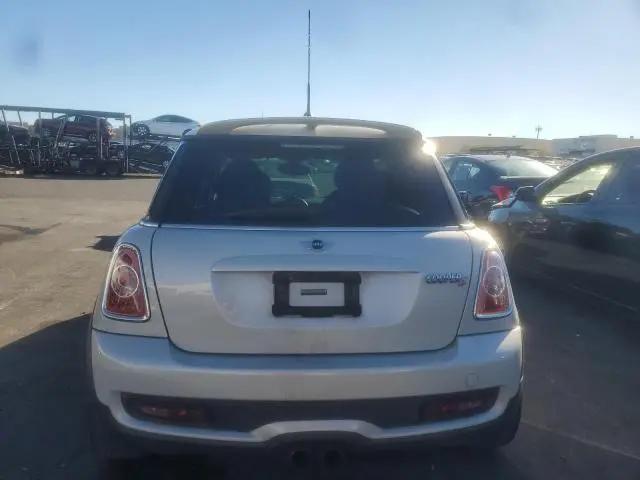 2013 MINI COOPER S  