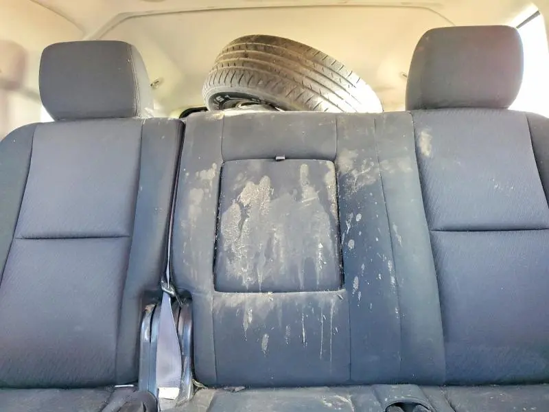2011 CHEVROLET SUBURBAN K2500 LS  