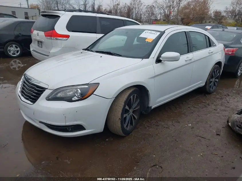 2012 CHRYSLER 200 TOURING