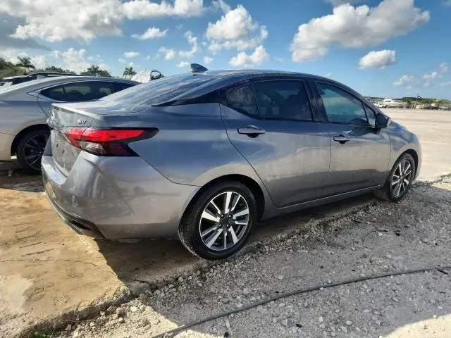 2021 NISSAN VERSA SV  