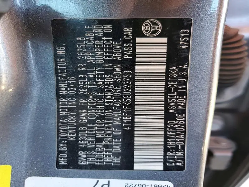 2016 TOYOTA CAMRY LE  