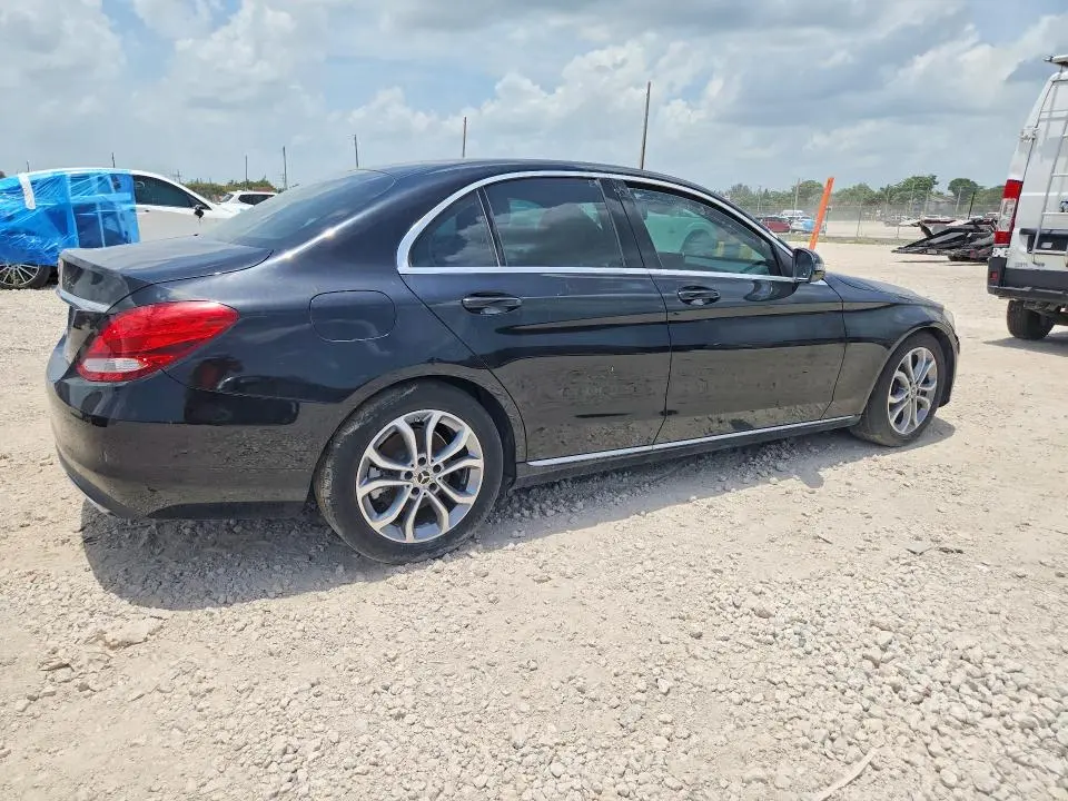 2018 MERCEDES-BENZ C 300  