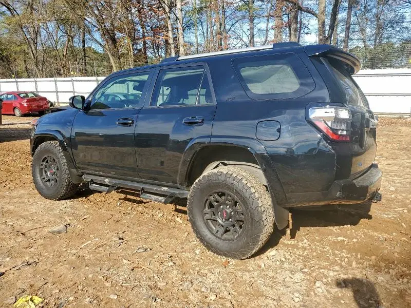 2022 TOYOTA 4RUNNER SR5/SR5 PREMIUM  