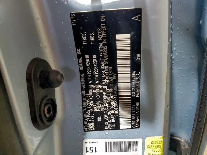 2017 TOYOTA SIENNA XLE  