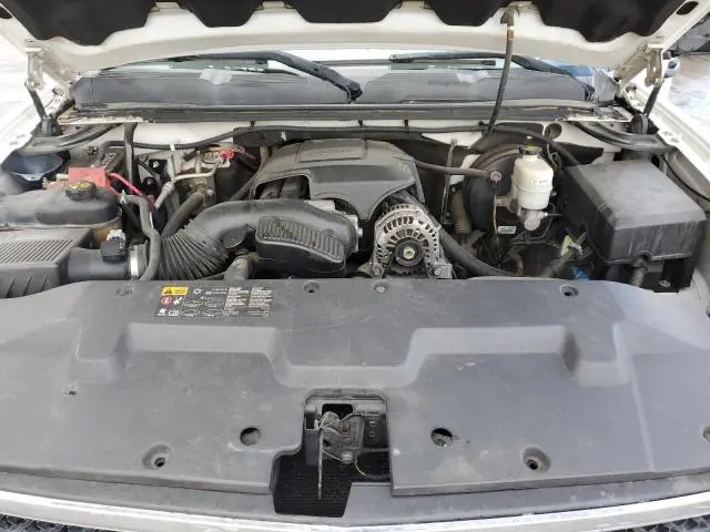 2011 CHEVROLET SILVERADO C1500 LT  