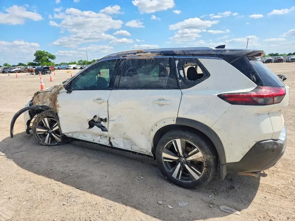 2021 NISSAN ROGUE SL  