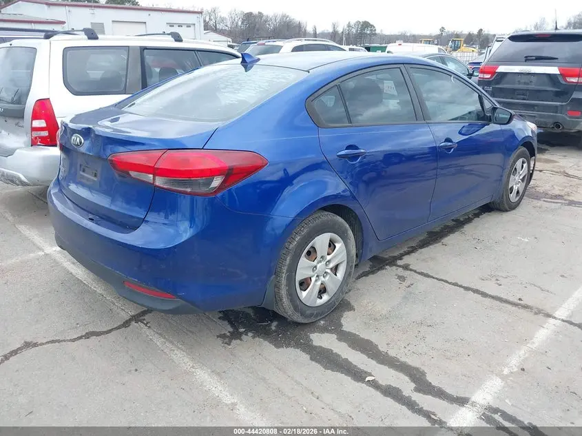 2017 KIA FORTE LX