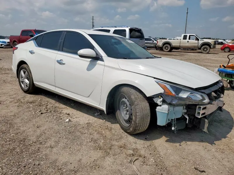 2020 NISSAN ALTIMA S  