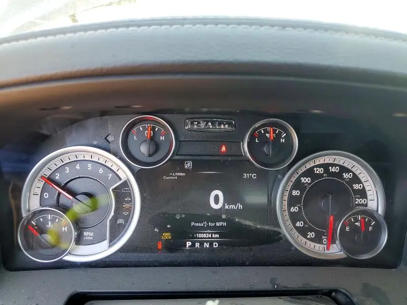 2015 RAM 1500 SPORT  