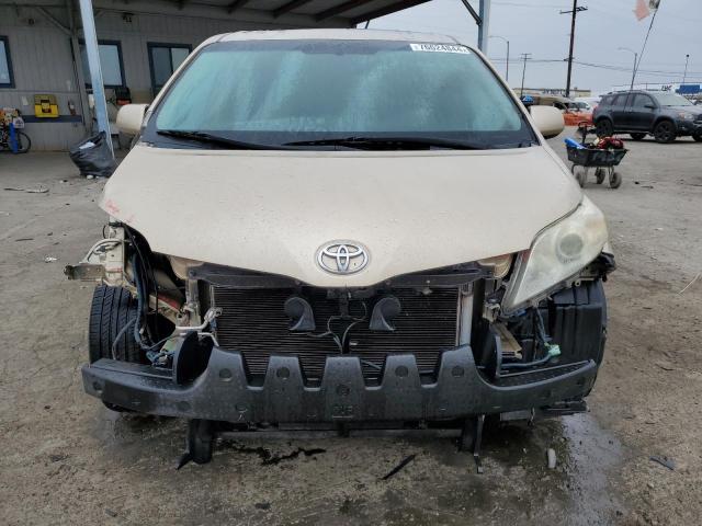 2011 TOYOTA SIENNA XLE